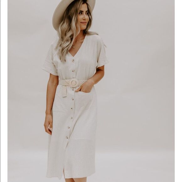 ✨HP✨Bridget Belted Dress✨  - Picture 2 of 11